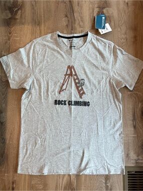 Mountain Warehouse "Rock Climbing" graphic t-shirt tee grey size Large quick dry